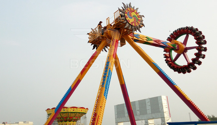 Thrill pendulum rides for park 